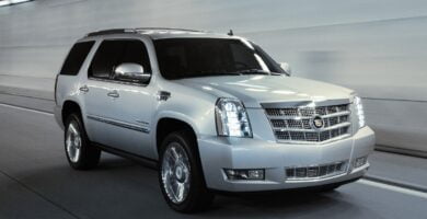 Descargar Manual CADILLAC ESCALADE 2013 PDF GRATIS 🏅 de Usuario