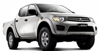 Descargar Manual MITSUBISHI L200 TRITON 2014 de Usuario PDF Gratis