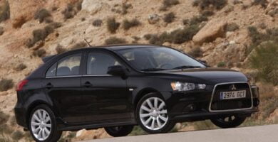 Descargar Manual MITSUBISHI LANCER SPORTBACK 2014 de Usuario PDF Gratis