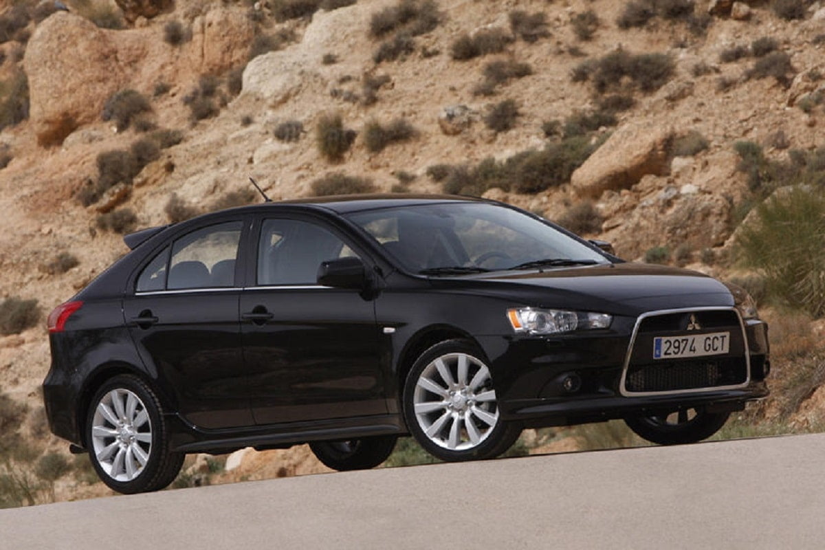 Manual MITSUBISHI LANCER SPORTBACK 2014 de Usuario PDF Gratis