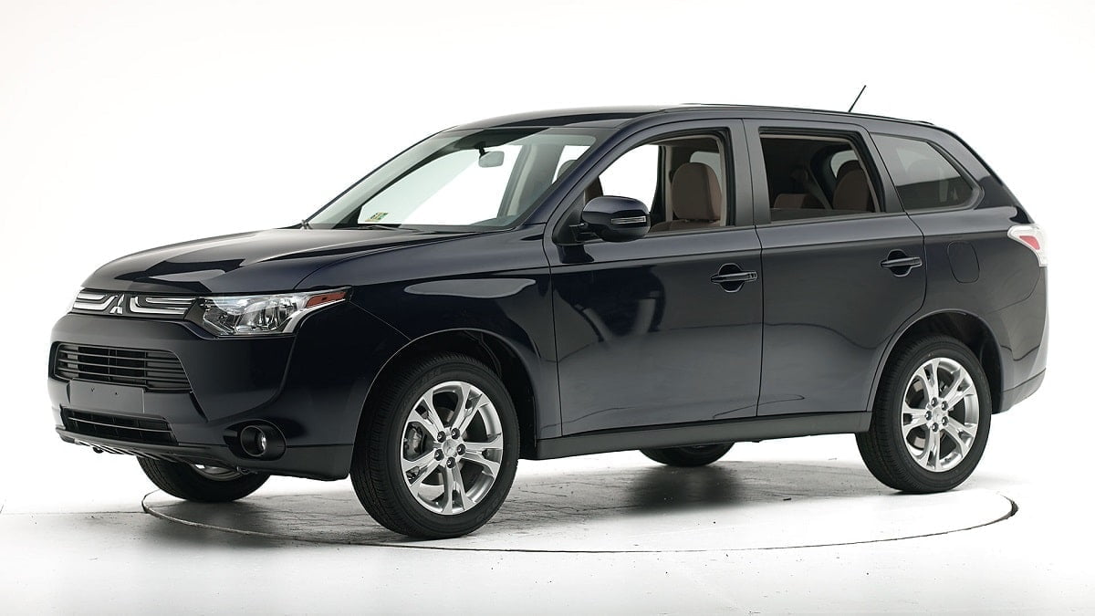 Descargar Manual MITSUBISHI OUTLANDER 2014 de Usuario PDF Gratis