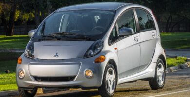 Descargar Manual MITSUBISHI i-MiEV 2014 de Usuario PDF Gratis