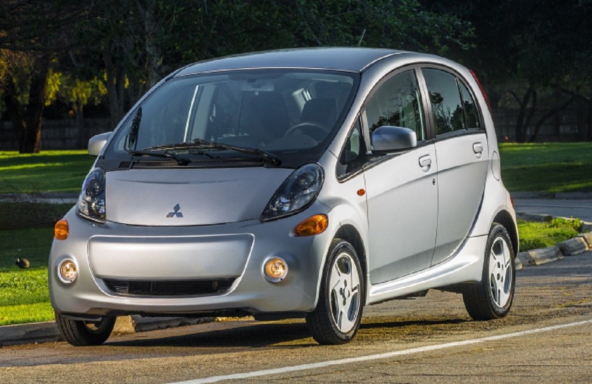 Descargar Manual MITSUBISHI i-MiEV 2014 de Usuario PDF Gratis