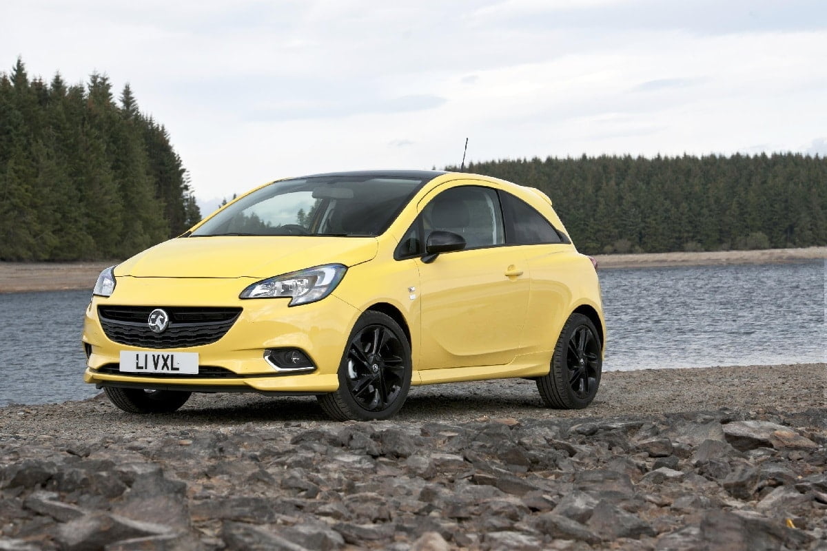 Descargar Manual OPEL CORSA E 2014 de Usuario PDF Gratis