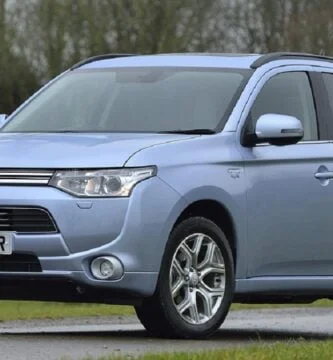 Descargar Manual MITSUBISHI OUTLANDER PHEV 2015 de Usuario PDF Gratis