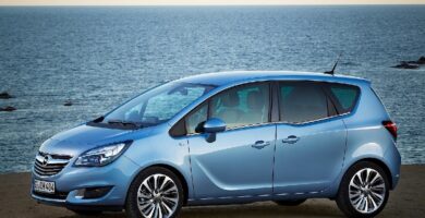 Descargar Manual OPEL MERIVA B 2015 de Usuario PDF Gratis