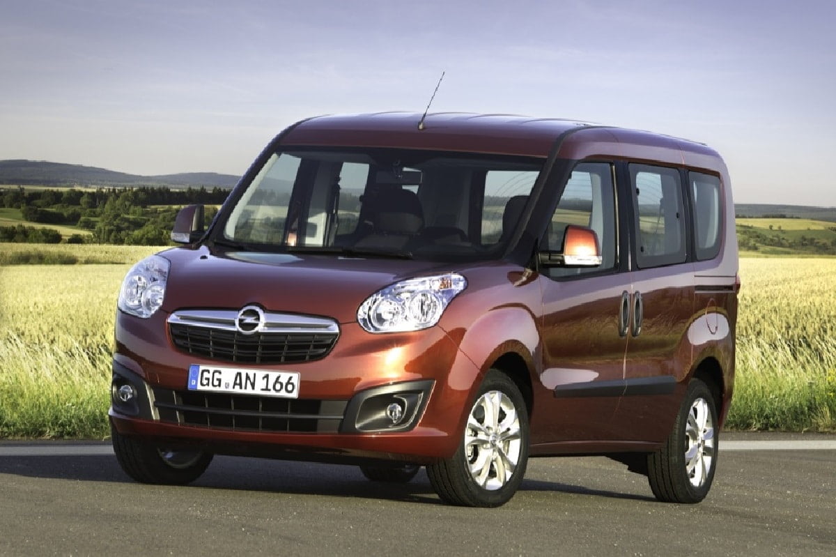 Descargar Manual OPEL COMBO 2016 de Usuario PDF Gratis