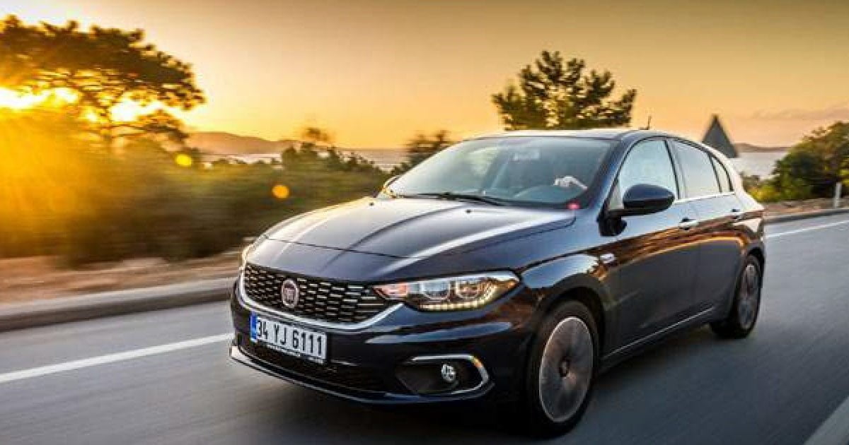 Descargar Manual FIAT EGEA HATCHBACK 2016 PDF GRATIS 🏅 de Usuario