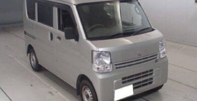 Descargar Manual MITSUBISHI MINICAB VAN 2017 de Usuario PDF Gratis