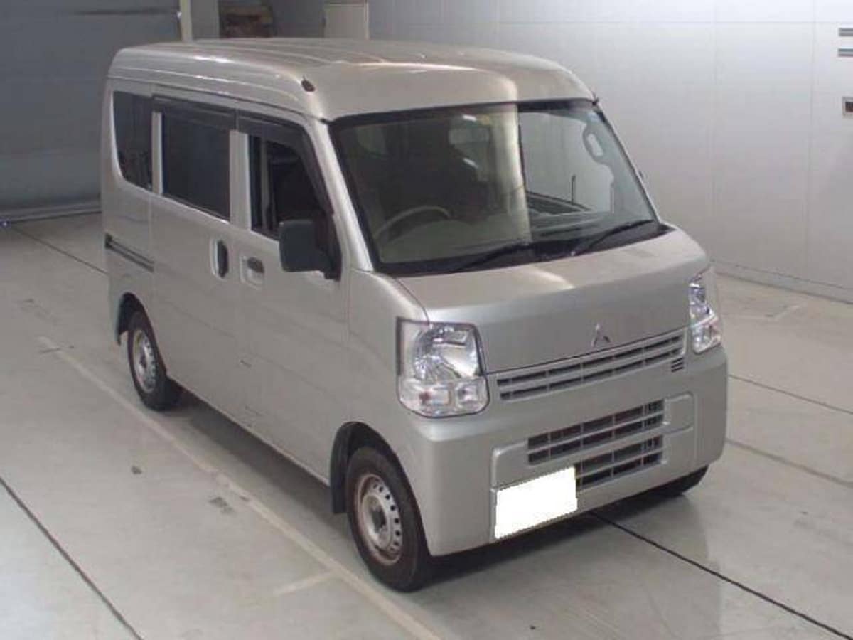 Descargar Manual MITSUBISHI MINICAB VAN 2017 de Usuario PDF Gratis