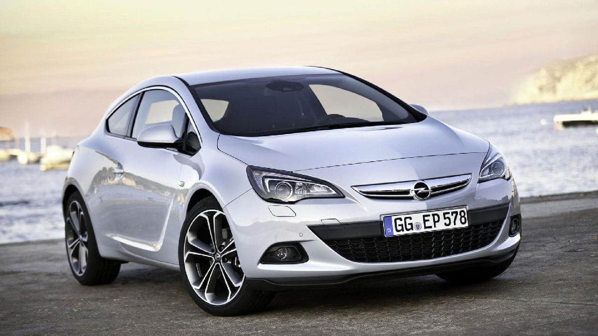 Descargar Manual OPEL ASTRA GTC 2017 de Usuario PDF Gratis