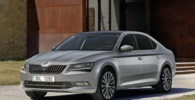 Descargar Manual SKODA SUPERB 2017 de Usuario PDF Gratis