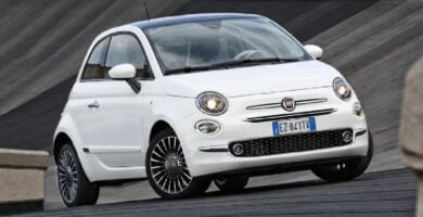 Descargar Manual FIAT 500 2018 PDF GRATIS 🏅 de Usuario