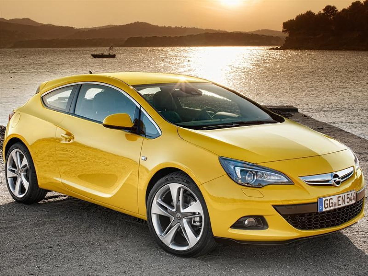 Descargar Manual OPEL ASTRA GTC 2018 de Usuario PDF Gratis