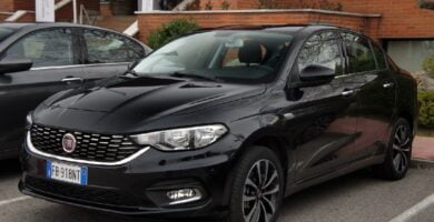 Descargar Manual FIAT TIPO SEDAN 2018 PDF GRATIS 🏅 de Usuario