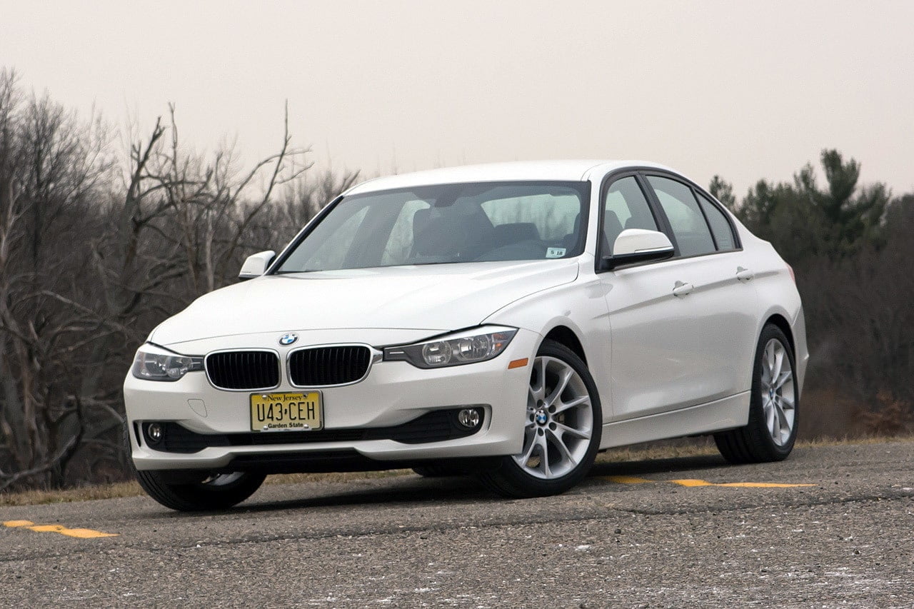 Descargar Manual BMW 320i Sedan 2014 de Usuario