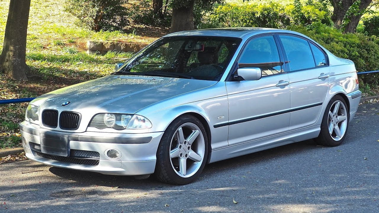 Descargar Manual BMW 323i 2000 de Usuario