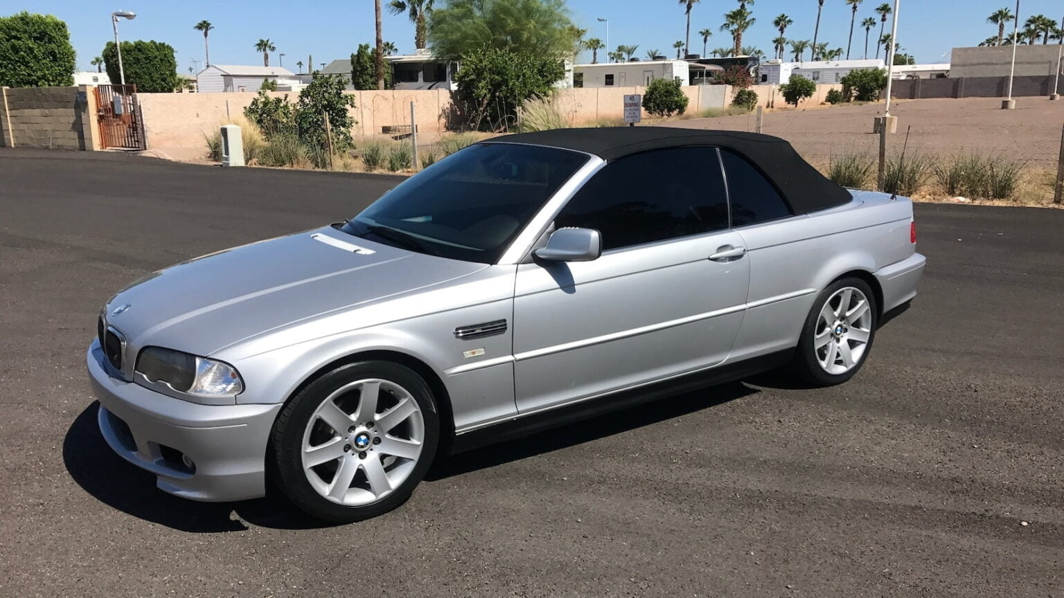 Descargar Manual BMW 325ci Convertible 2003 de Usuario