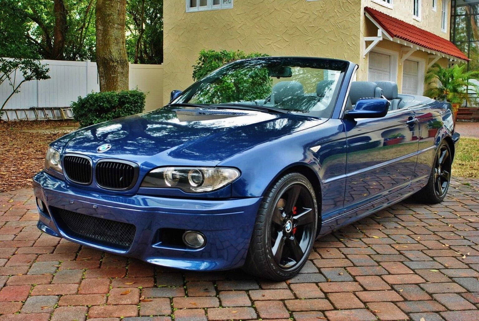 Descargar Manual BMW 325ci Convertible 2005 de Usuario