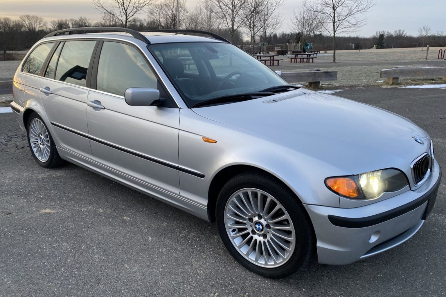 Descargar Manual BMW 325xi 2003 de Usuario