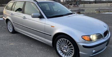 Descargar Manual BMW 325xi 2003 de Usuario