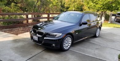 Descargar Manual BMW 328i Sports Wagon 2009 de Usuario