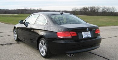 Descargar Manual BMW 328i Xdrive Coupe 2009 de Usuario