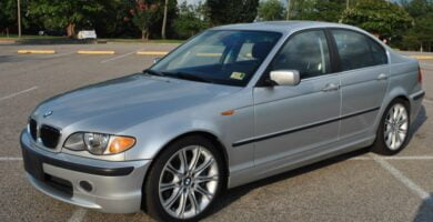 Descargar Manual BMW 330i 2002 de Usuario