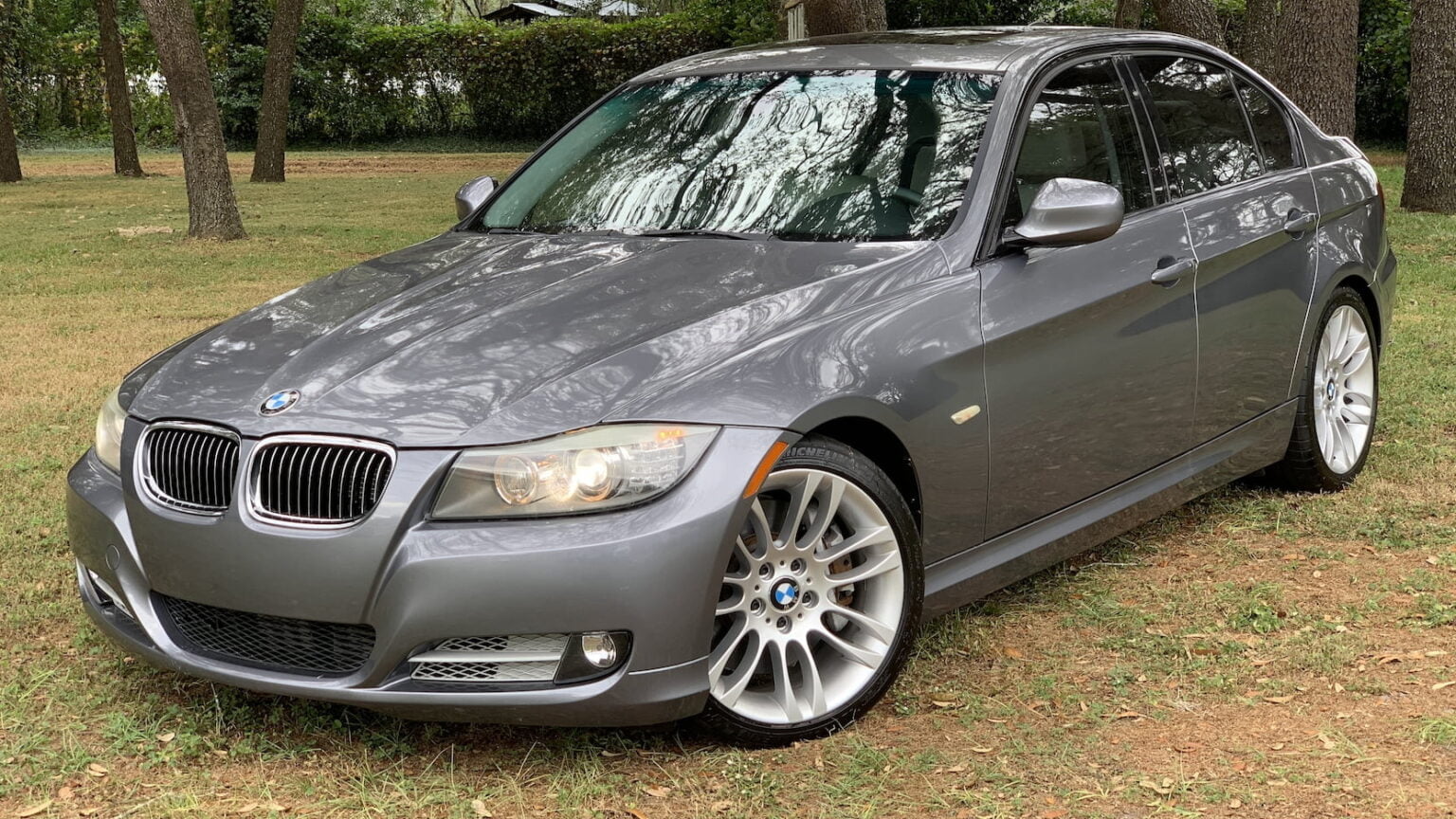 Descargar Manual BMW 335d 2011 de Usuario