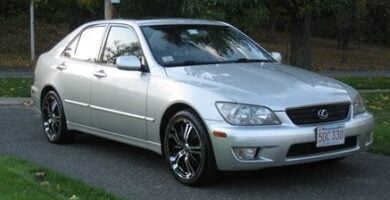 Descargar Manual LEXUS IS300 2002