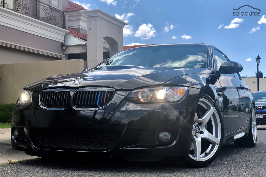 Descargar Manual BMW 335i Sedan 2010 de Usuario