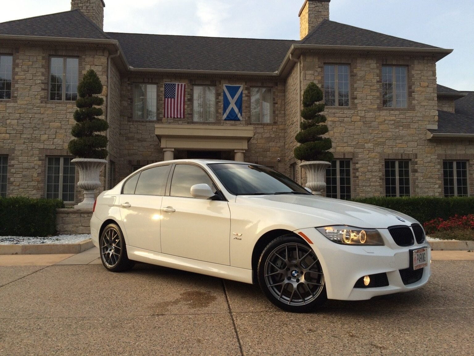 Descargar Manual BMW 335i Xdrive 2011 de Usuario