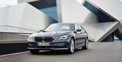 Descargar Manual BMW 740i Sedan 2011-2016 de Usuario