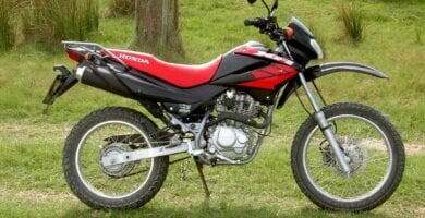 Descargar Manual Moto HONDA XL 2011 de Usuario PDF GRATIS