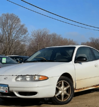 Descargar Manual OLDSMOBILE ALERO 2001 de Usuario