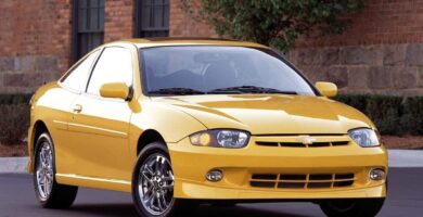 Descargar Manual de Propietario CHEVROLET CAVALIER 2004 Gratis PDF