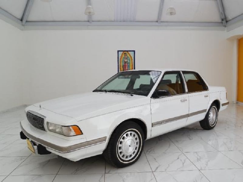 Descargar Manual BUICK CENTURY 1995 de Usuario