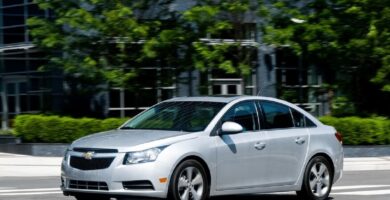 Descargar Manual de Propietario CHEVROLET CRUZE 2012 Gratis PDF en Español