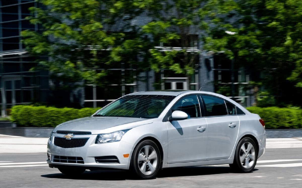 Descargar Manual de Propietario CHEVROLET CRUZE 2012 Gratis PDF en Español