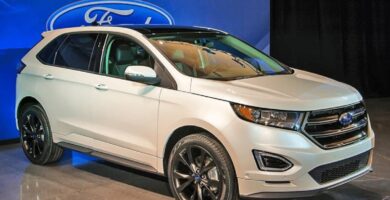 Descargar Manual de Propietario FORD EDGE 2015 en PDF Gratis