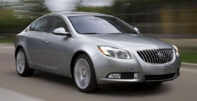 Descargar Manual BUICK REGAL 2011 de Usuario