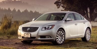 Descargar Manual BUICK REGAL 2013 de Usuario