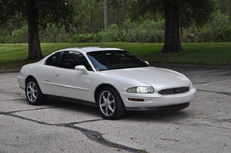 Descargar Manual BUICK RIVIERA 1996 de Usuario