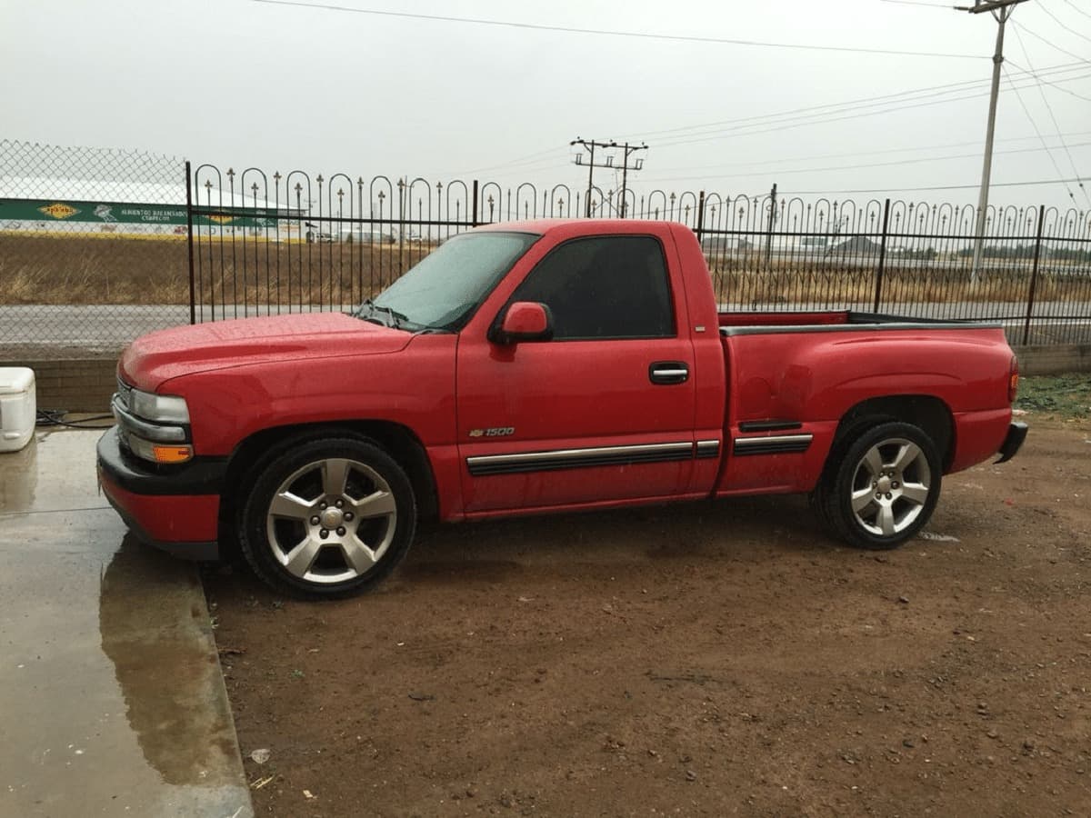 Descargar Manual de Propietario CHEVROLET SILVERADO 2001 Gratis PDF