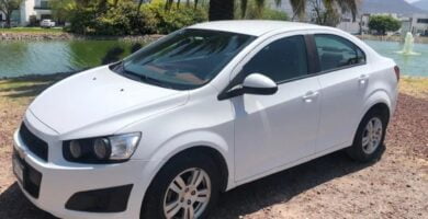 Descargar Manual de Propietario CHEVROLET SONIC 2016 Gratis PDF en Español