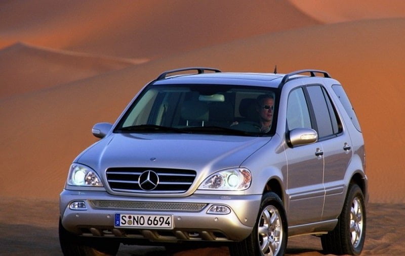 Descargar Manual MERCEDES BENZ CLASE M 2001 de Usuario GRATIS