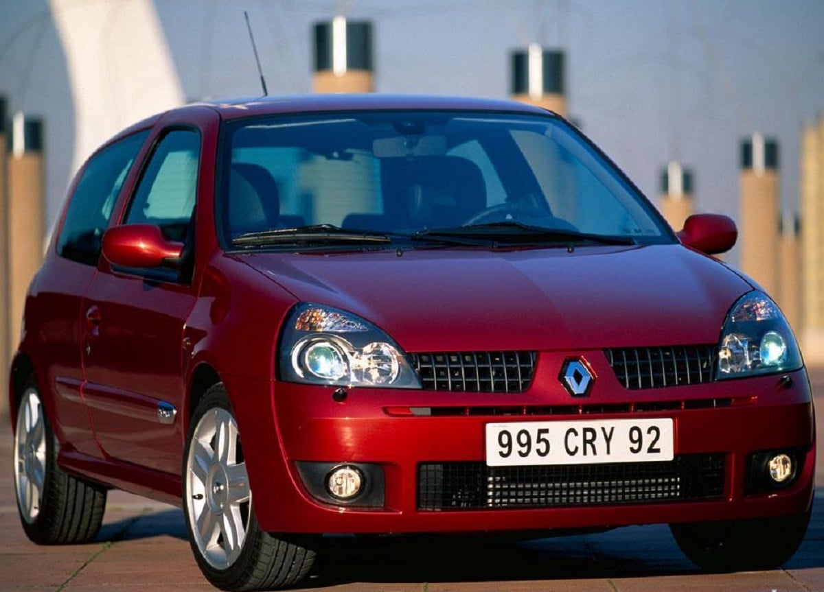 Descargar Manual RENAULT CLIO 2005 de Reparación y Servicio