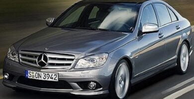 Descargar Manual MERCEDES BENZ CLASE C 2010 de Usuario GRATIS