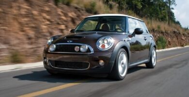 Descargar Manual MINI COOPER 2010 de Usuario PDF GRATIS