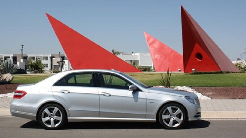 Descargar Manual MERCEDES BENZ CLASE E SEDAN 2012 de Usuario GRATIS